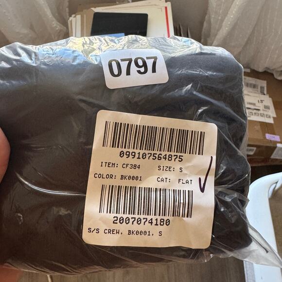 J.Crew Short-Sleeve Cotton Crewneck Sweater Tee WMNS S Black Stretch Classic Fit - Picture 6 of 6